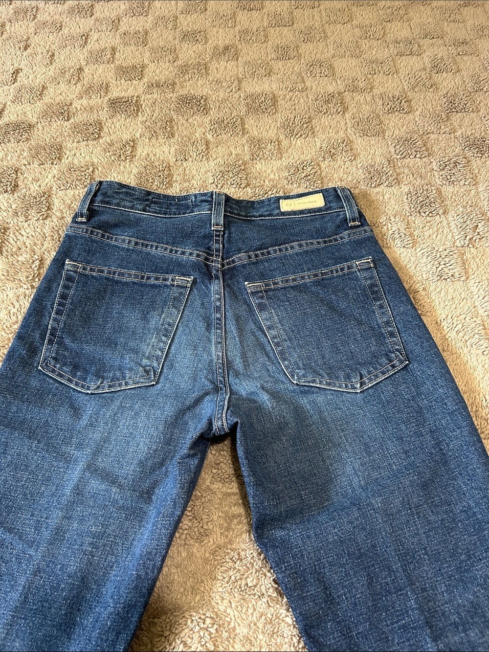 AG Adriano Goldschmied Alexxis High Rise Vintage Straight Jeans Raw Hem Size 26